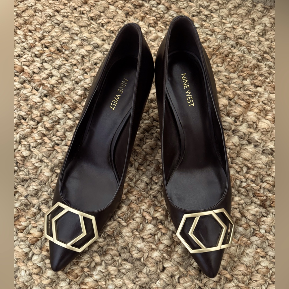 Nine West Brown and Gold Heels with Geometric Design